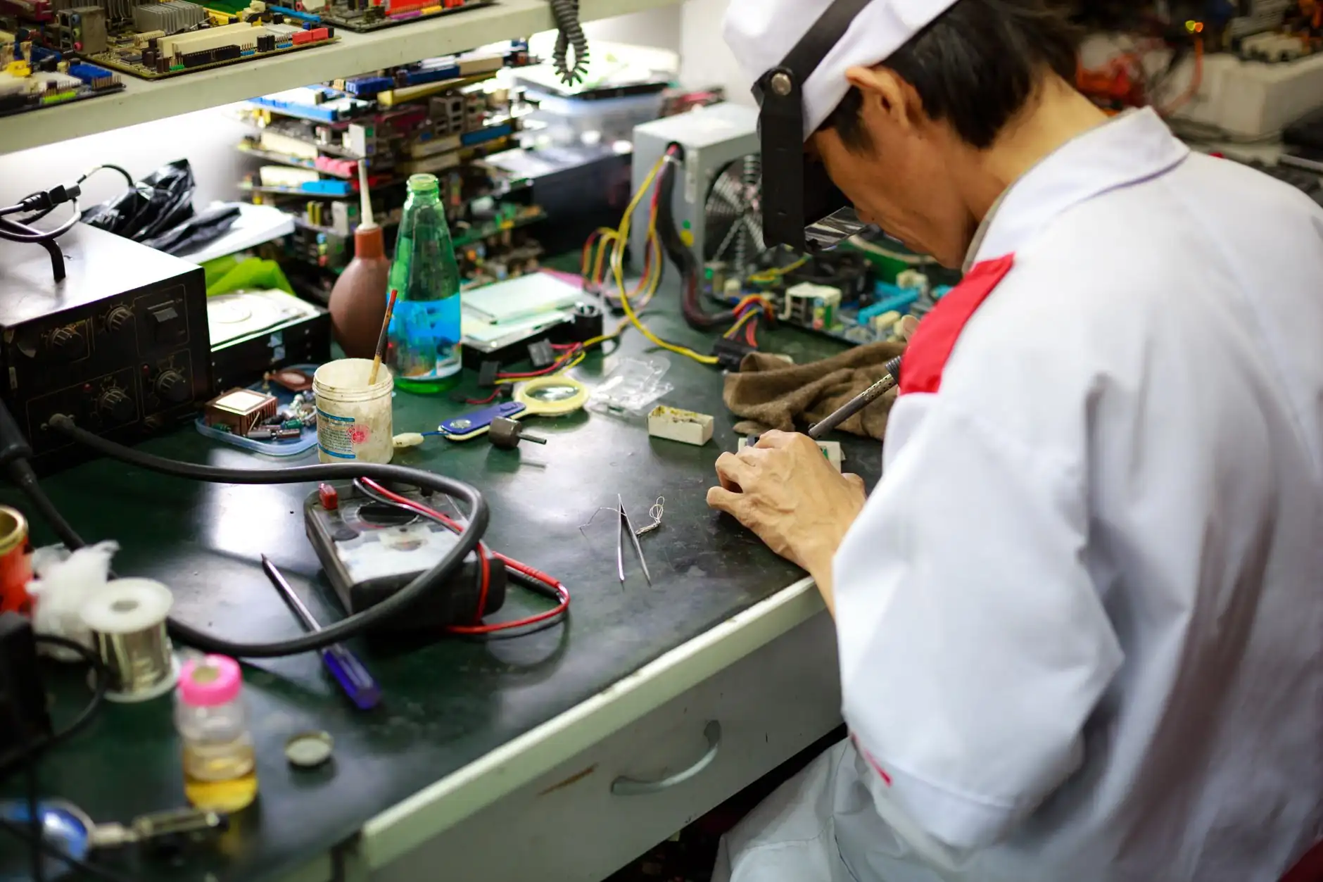 快速消费品竞品分析指标体系构建与商业咨询应用
